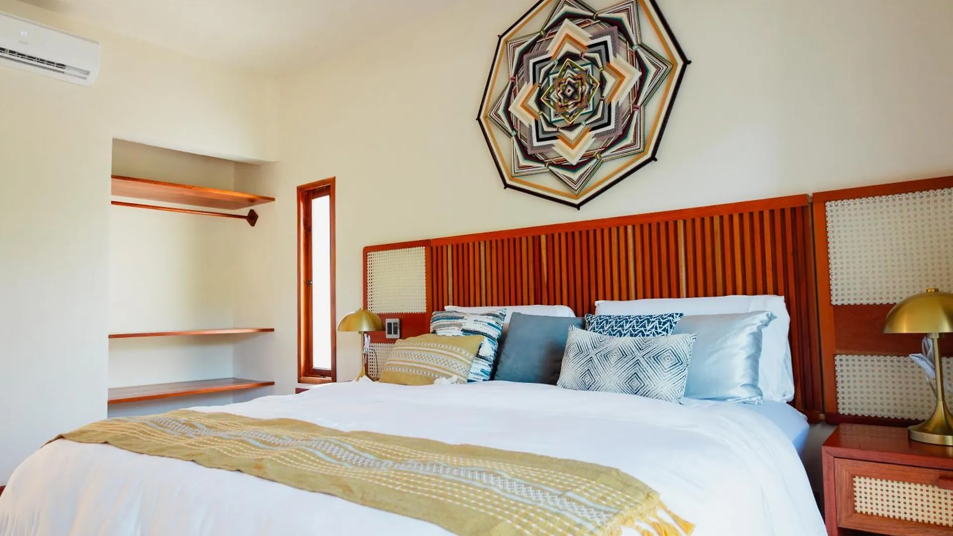 Ha'As Naj Suites Bananas Playa del Carmen