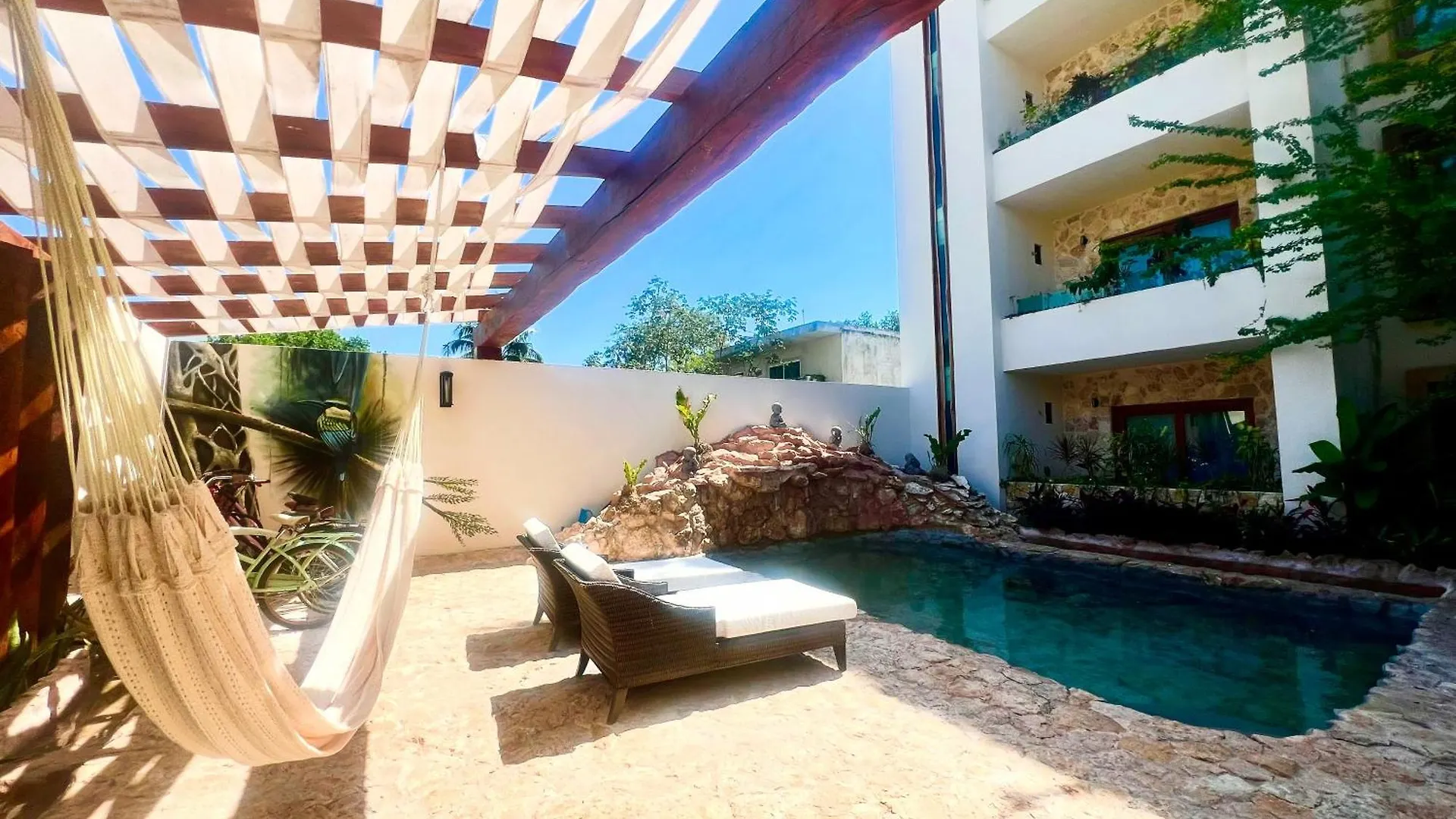 Ha'As Naj Suites Bananas Playa del Carmen